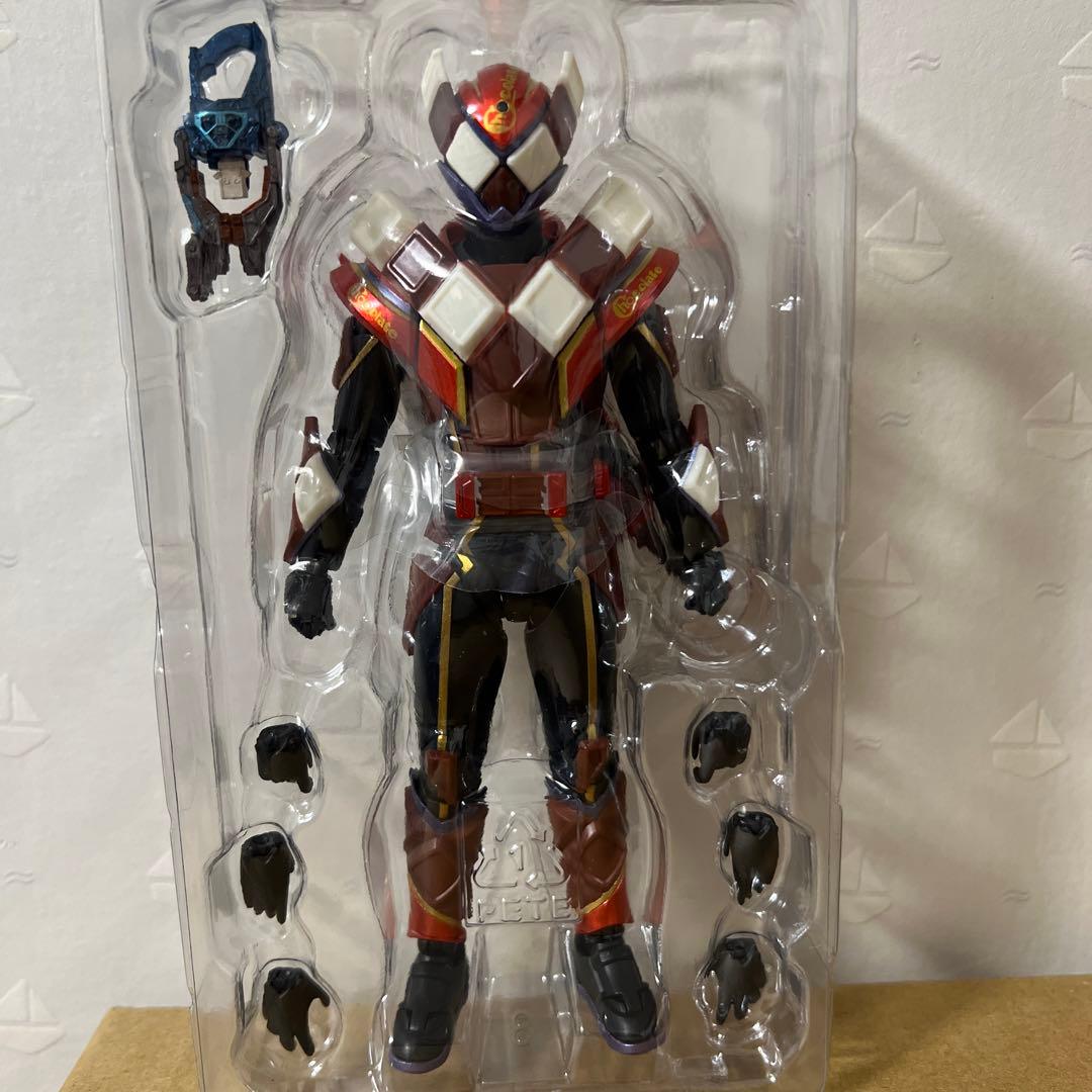 S.H.Figuarts 仮面ライダーヴァレン チョコドンフォーム　開封品