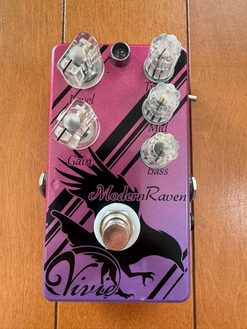 Vivie Modern Raven ハイゲインディストーション