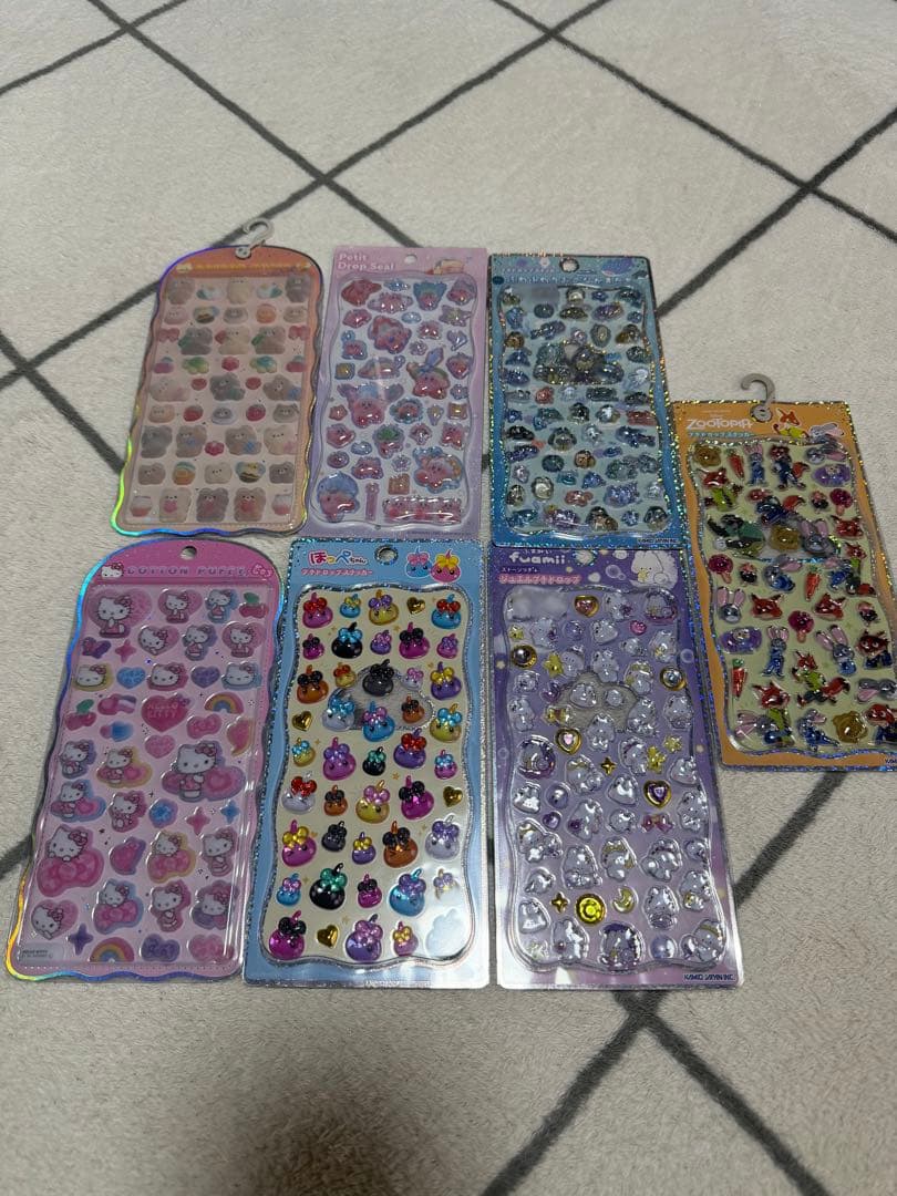 ボンボンドロップ　うるちゅる　シール　50点＋手帳　まとめ売り