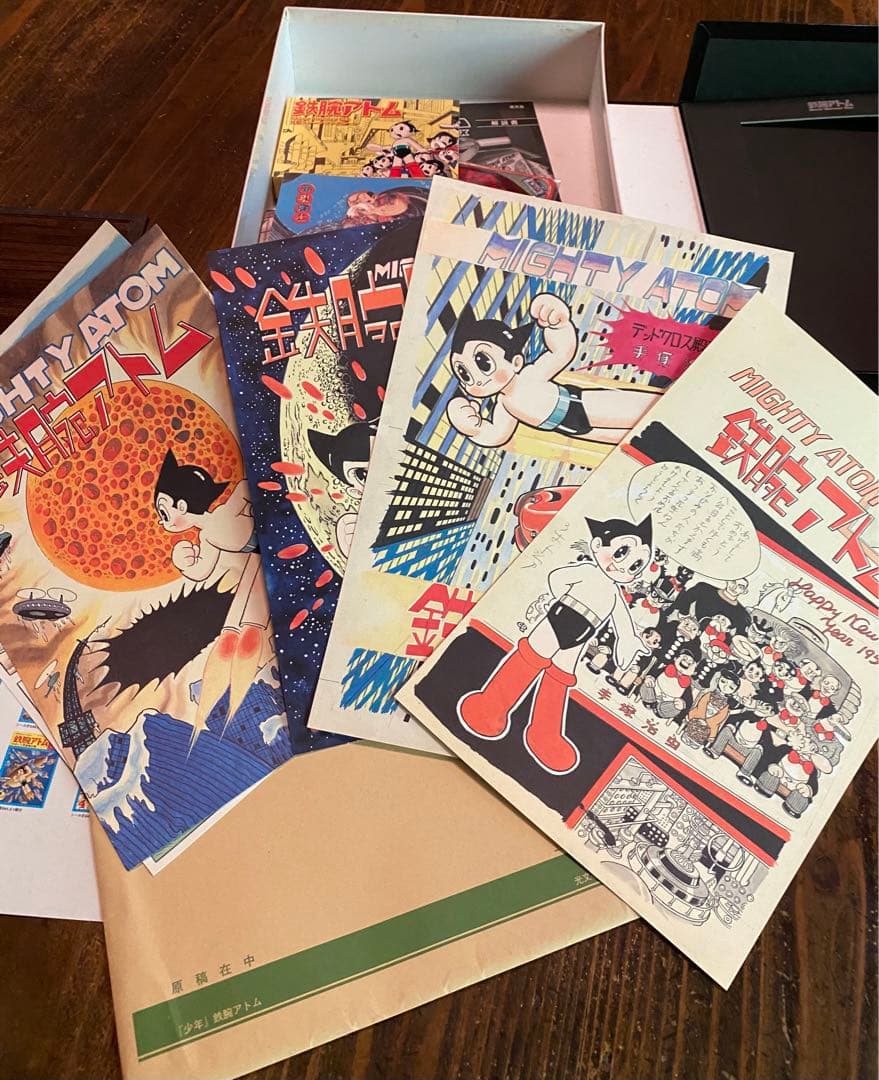 昭和レトロ・鉄腕アトム　VINTAGE HAPPY BIRTHDY BOX