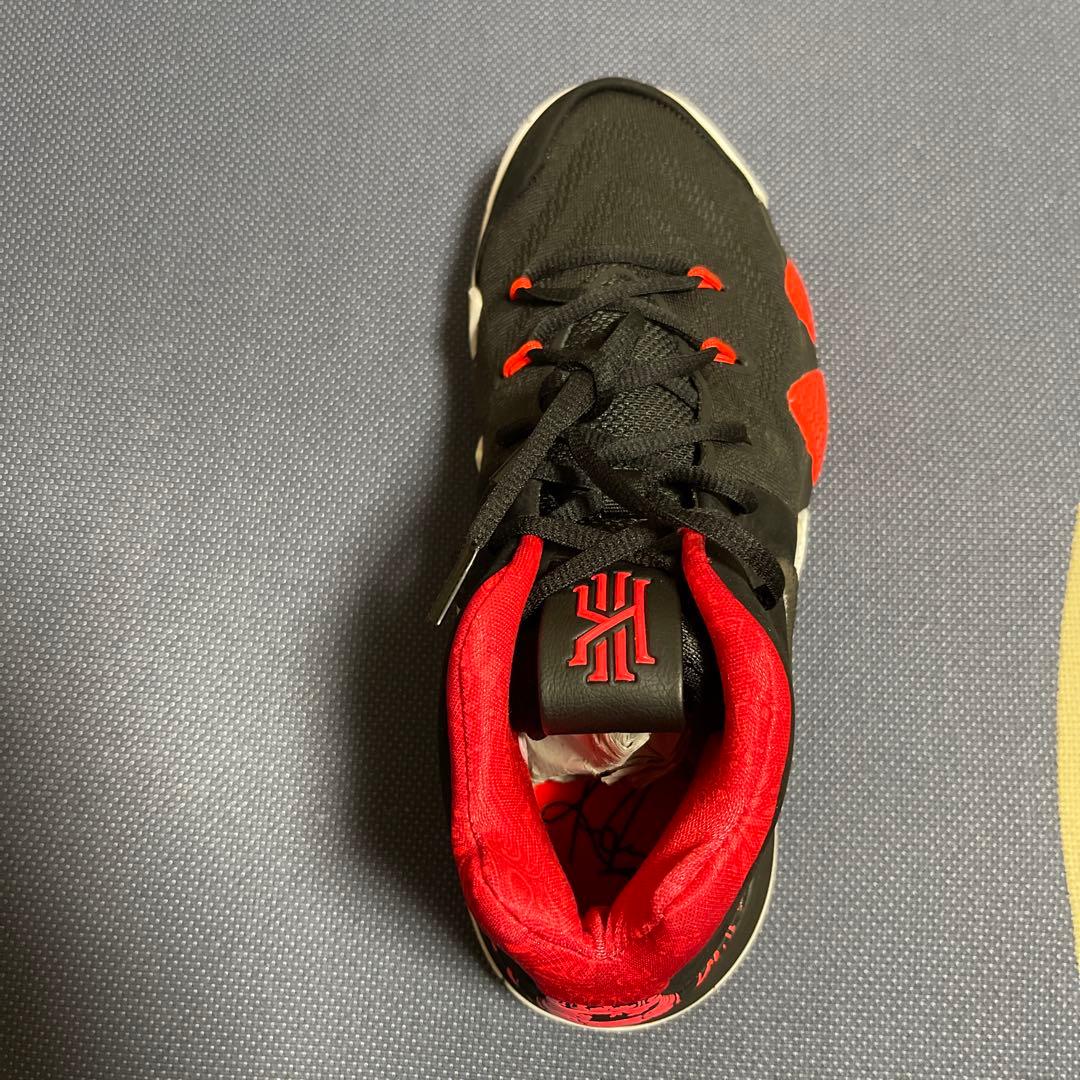 Nike Kyrie 5 ブラック/レッド シューズ
