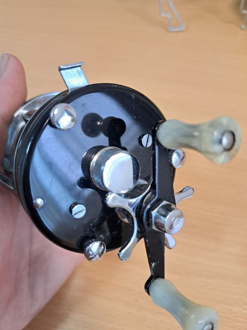 ABU Garcia Ambassadeur 5000 C ベイトリール