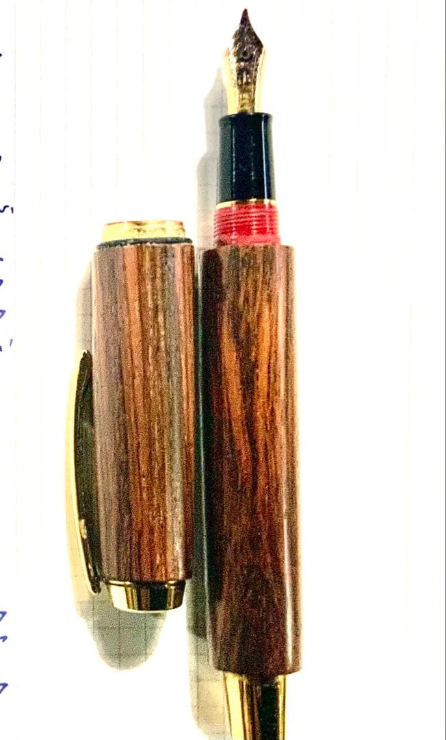 ブラジリアン　ローズウッド　ハカランダ万年筆　ペン先14K
