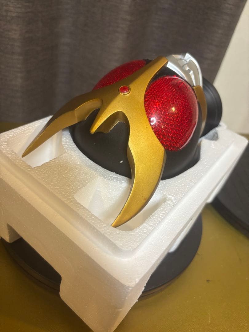 レインボー造形 RMW 仮面ライダークウガ 1/2スケール ヘルメット