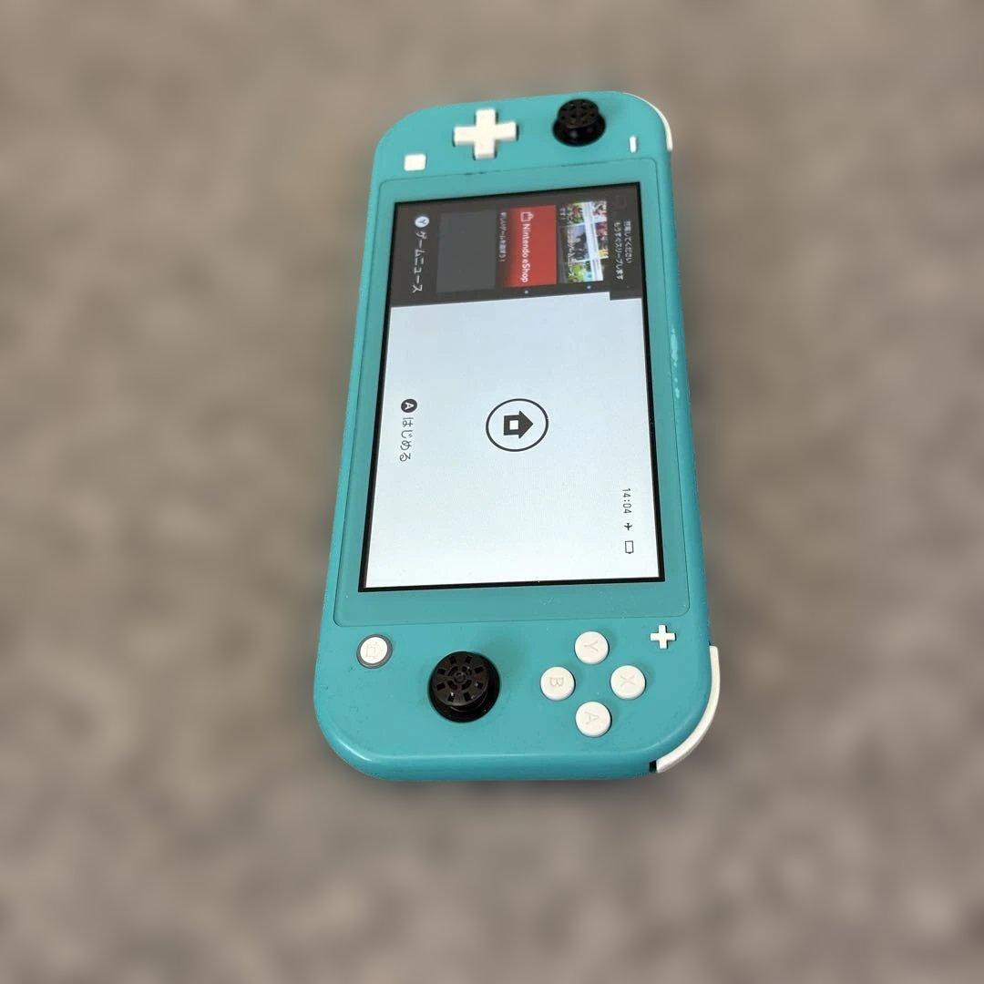 ニンテンドー　Switchライト本体　▪︎電源はOK ★ジャンク品