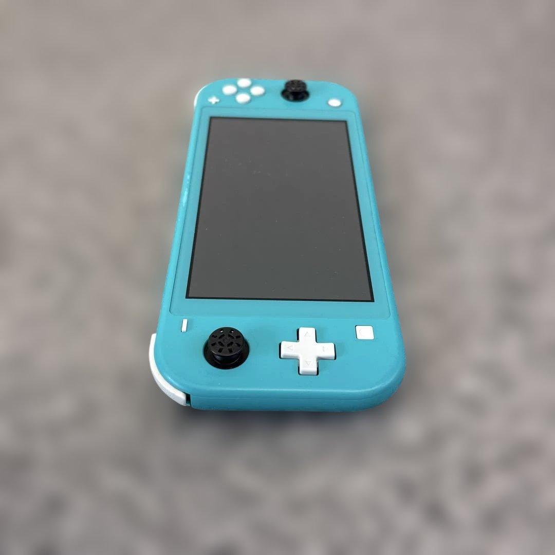 ニンテンドー　Switchライト本体　▪︎電源はOK ★ジャンク品
