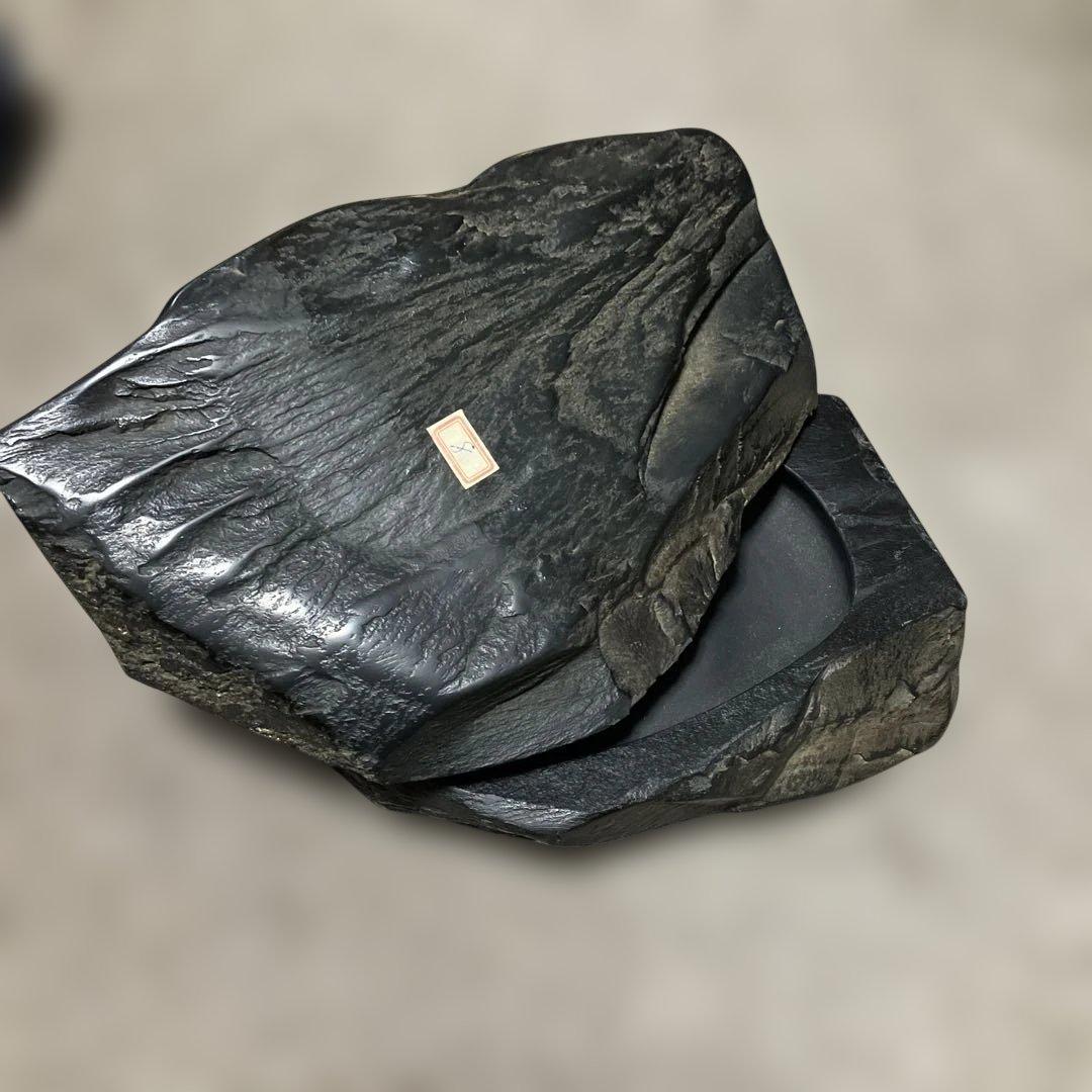 硯　龍渓石