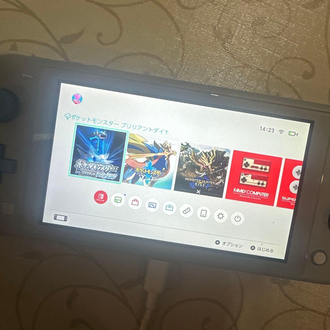 Nintendo Switch Lite ザシアン・ザマゼンタ モデル