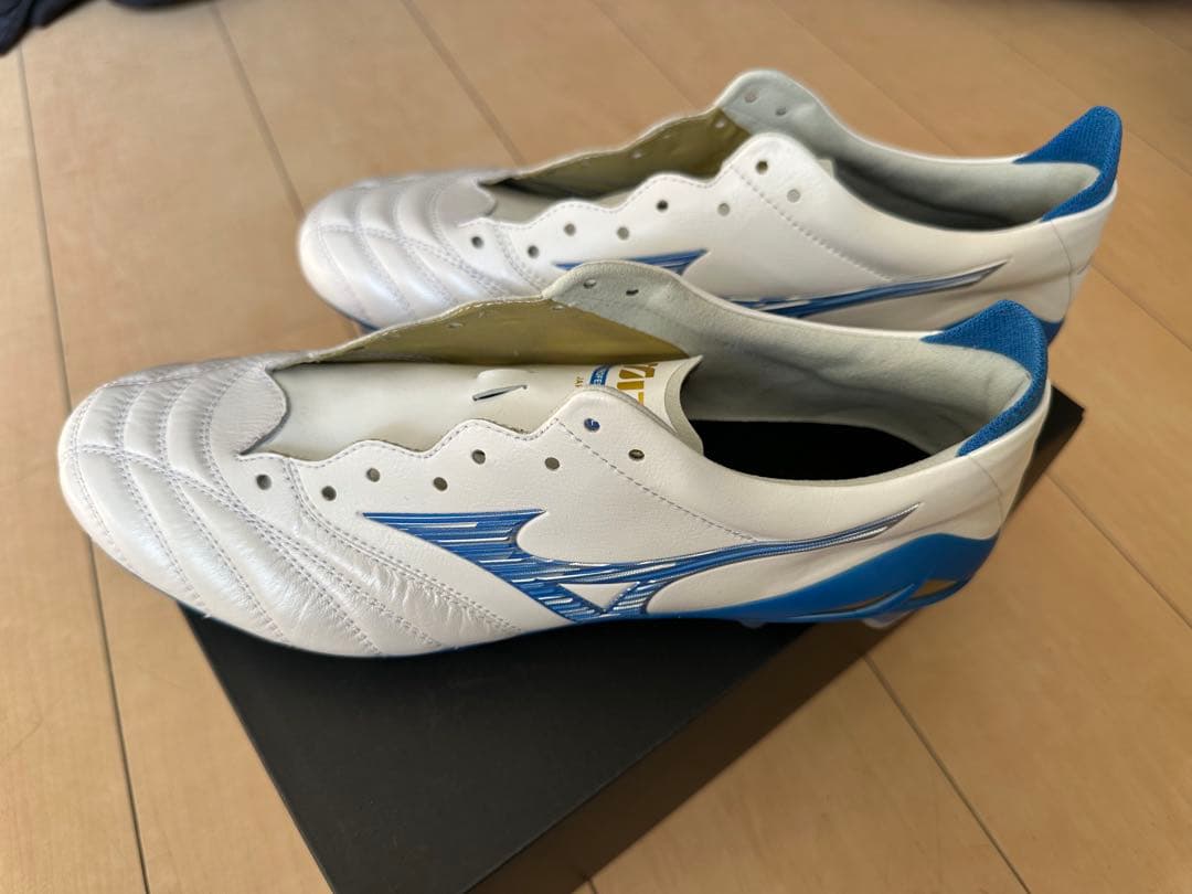 【新品】　サッカー　スパイク　モレリア4 26.0cm ホワイト　ブルー　ミズノ