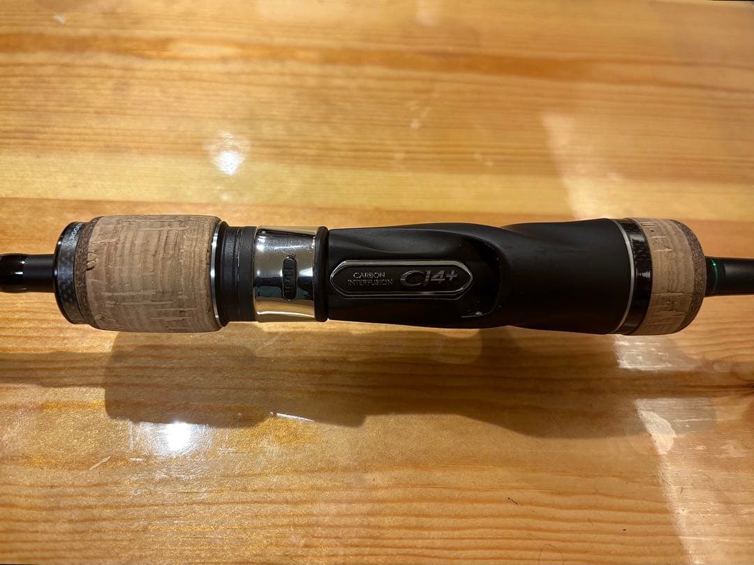 オシアジガーインフィニティ B636