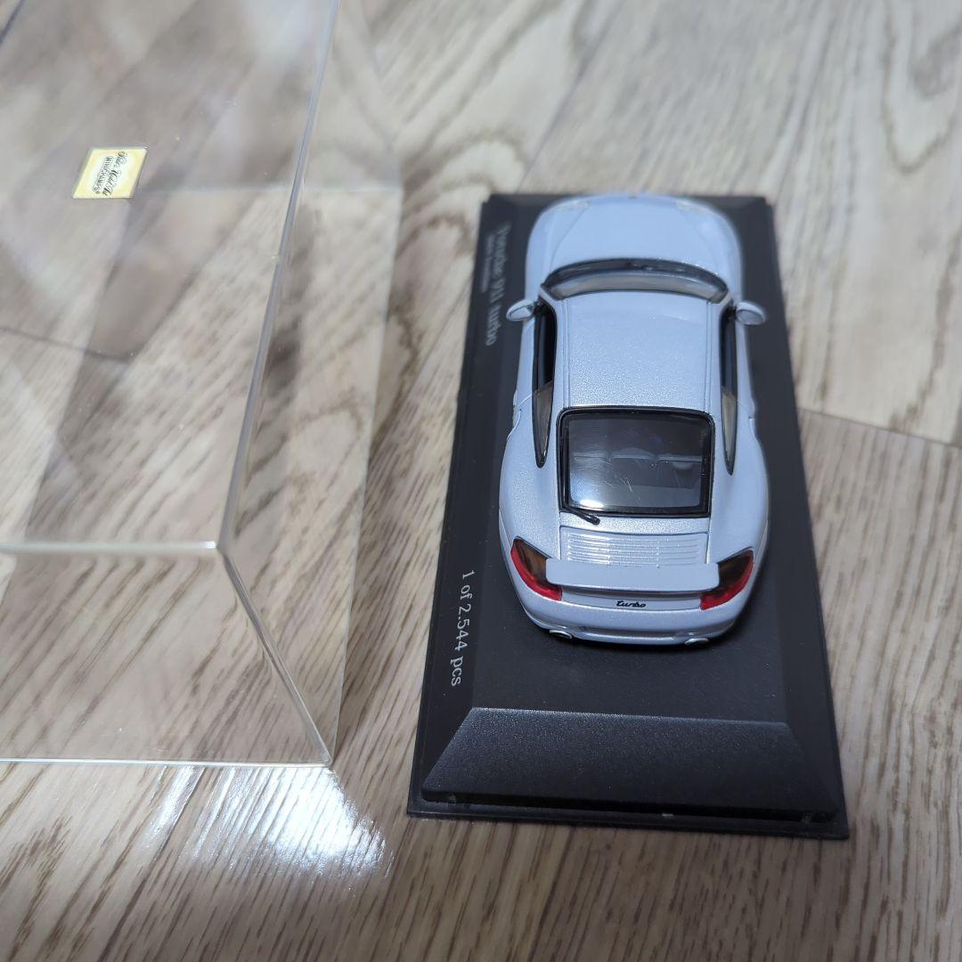 Porsche 911 turbo シルバー 1/43