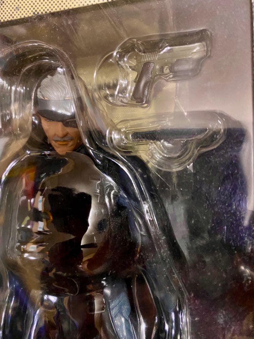 A*A様 メタルギアソリッド4 ・オールドスネーク 1/6　リアルアクションヒー