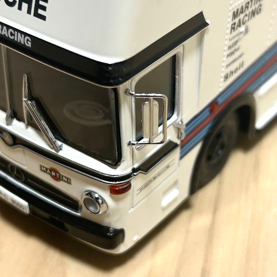 プレミアムクラシックス 1/43 マルティーニ ポルシェ トランスポーター