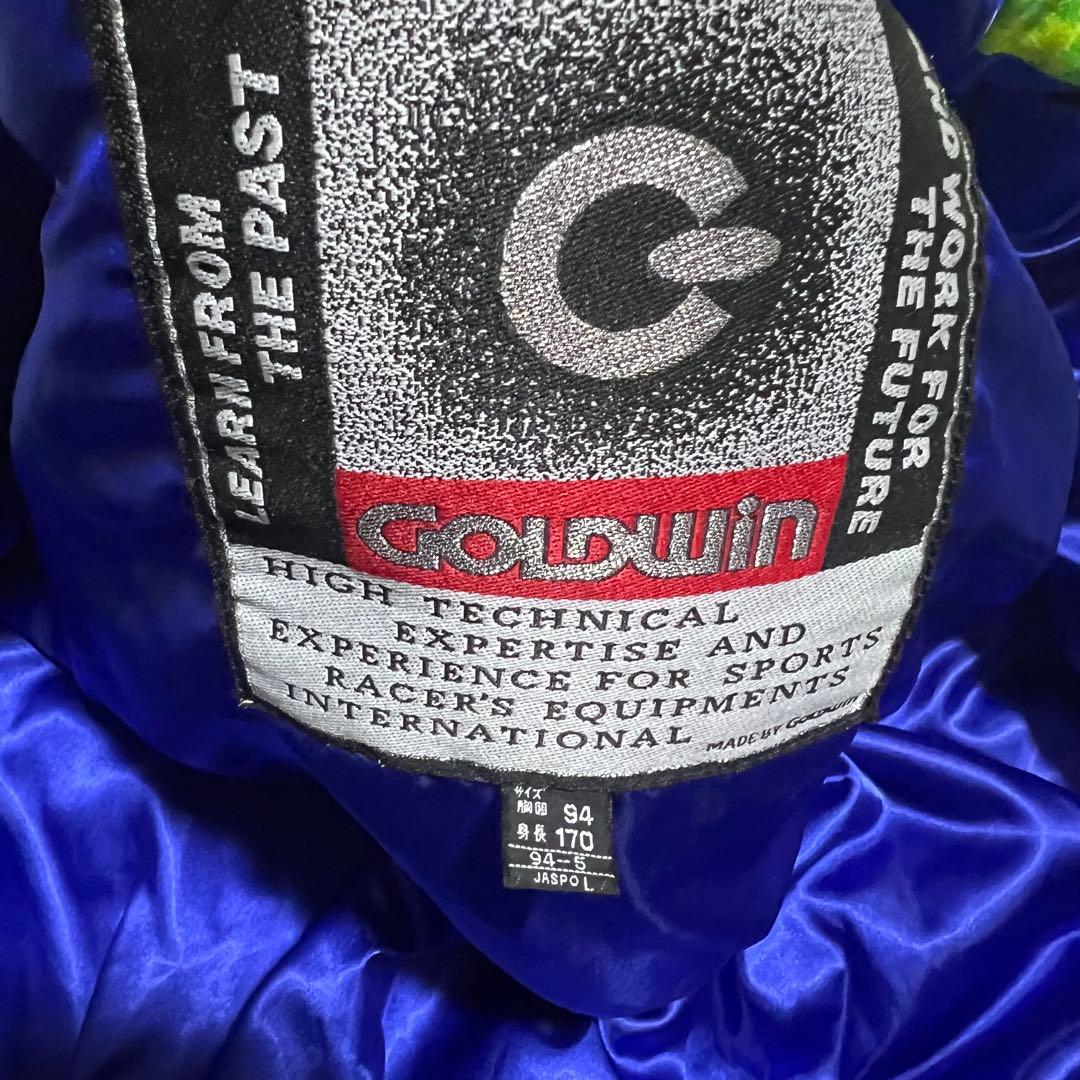 美品　GOLDWIN スキーウェア　セットアップ　スノーウェア　上下