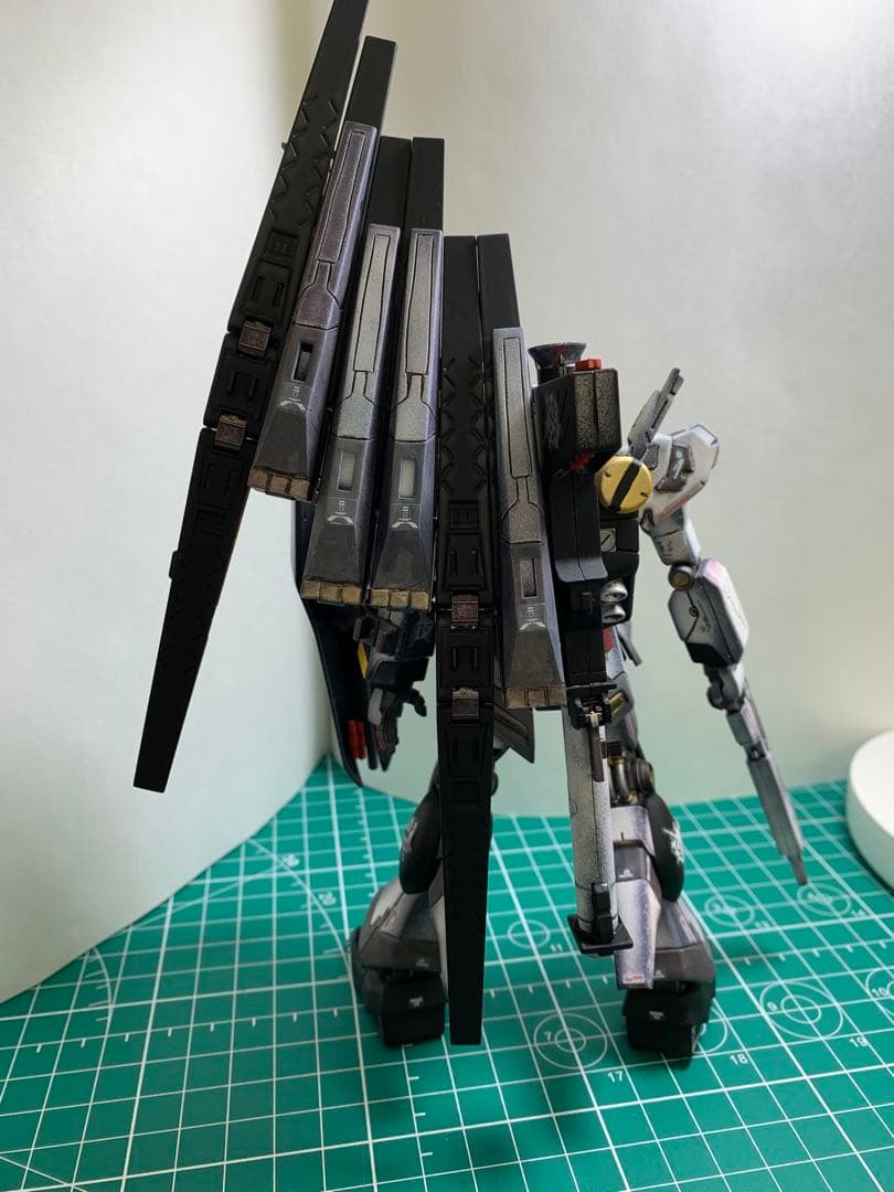 HG νガンダム　全塗装・ディテールアップ仕上げ