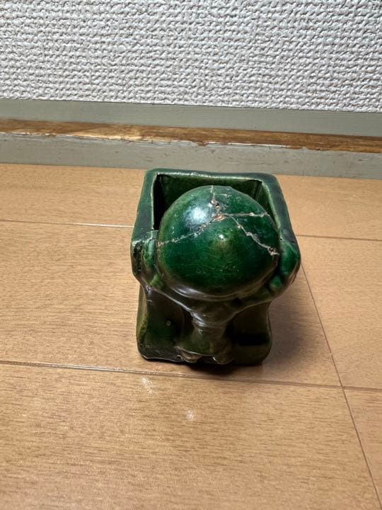 673 楽焼　蓋置