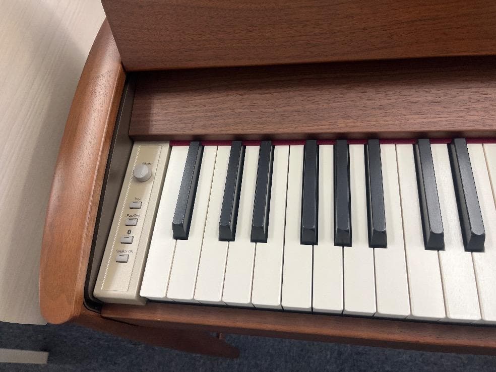 ★81763【電子ピアノ】ROLAND　KF10KW　19年製