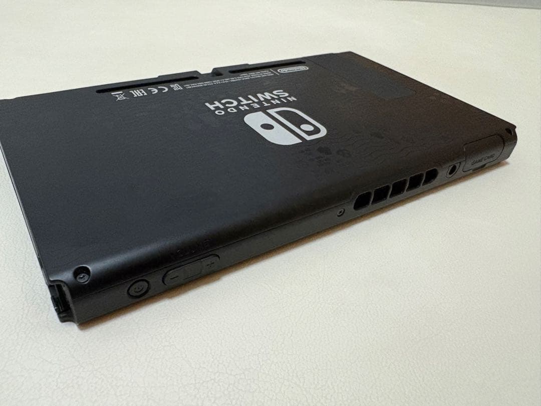 Nintendo Switch どうぶつの森　本体のみ