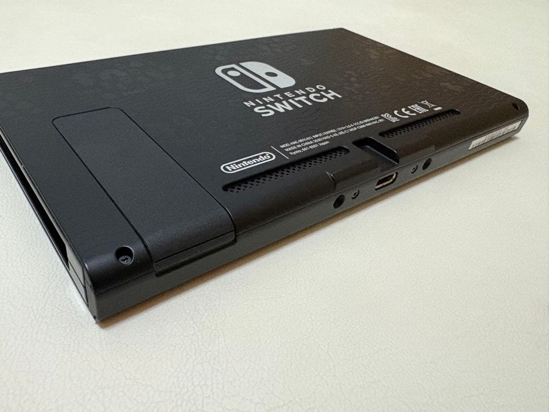 Nintendo Switch どうぶつの森　本体のみ