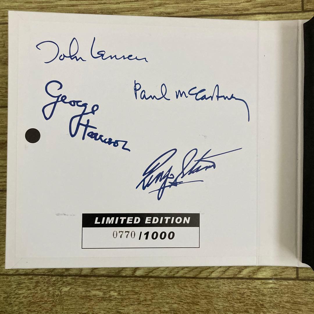 THE BEATLES 限定版ボールペン＆カードケースセット