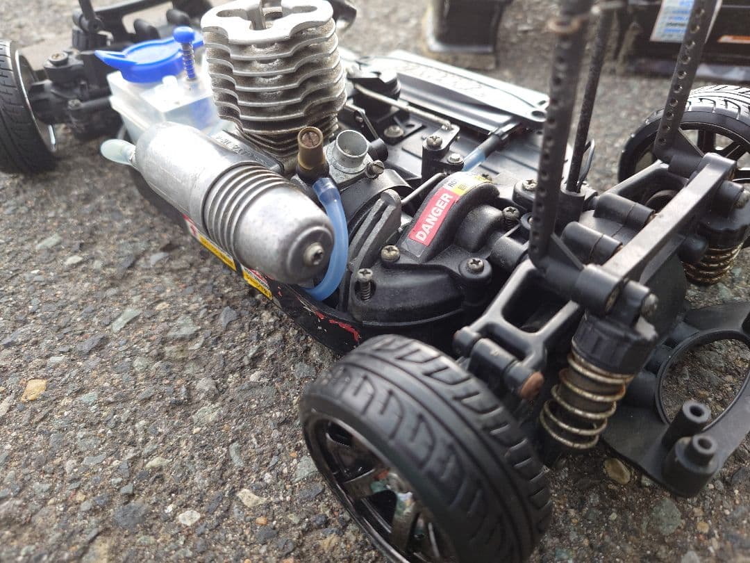 1/10タミヤ 4WD エンジン　ドリフトカー即走行可