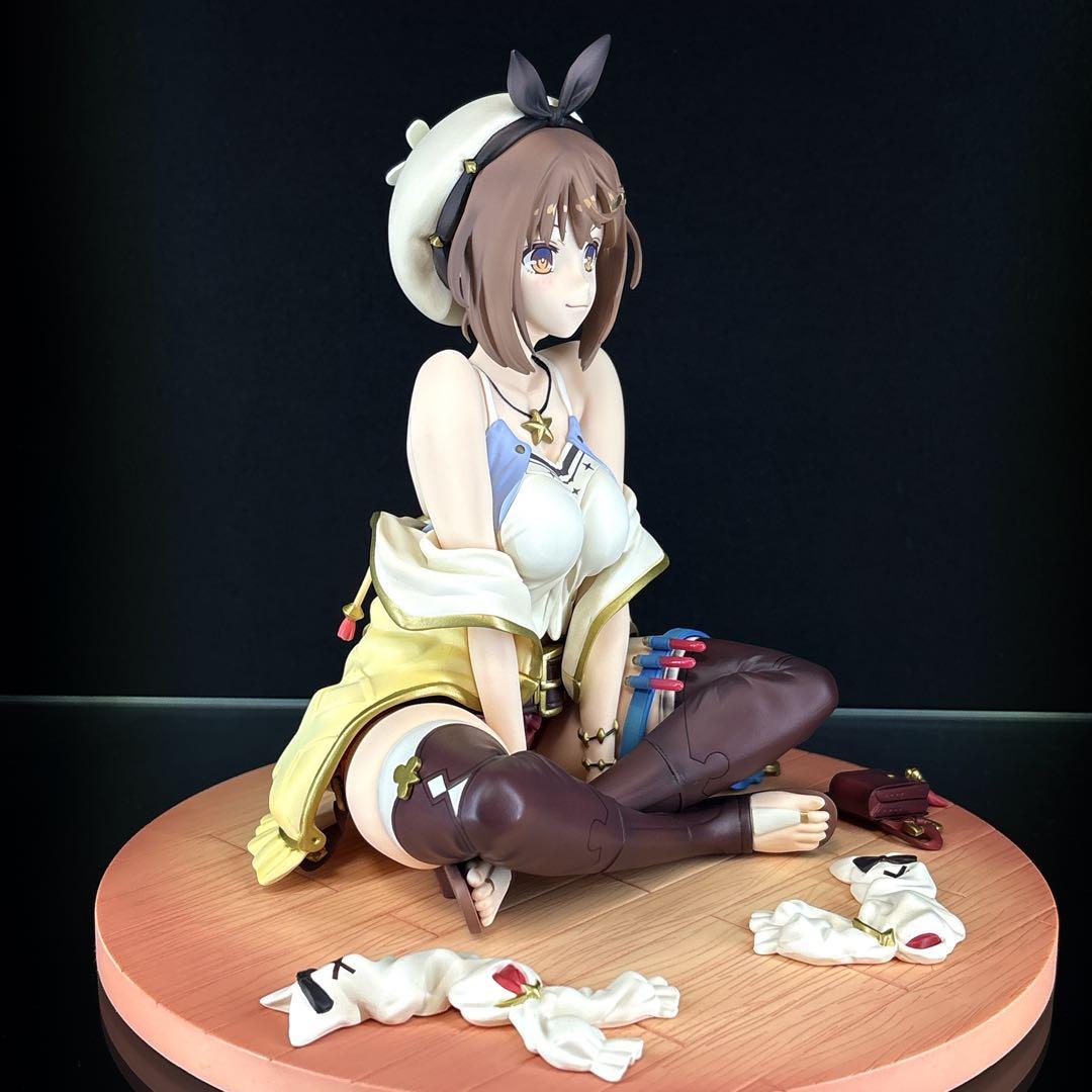 ライザ「ライザのアトリエ ～常闇の女王と秘密の隠れ家～」 1/6 フィギュア