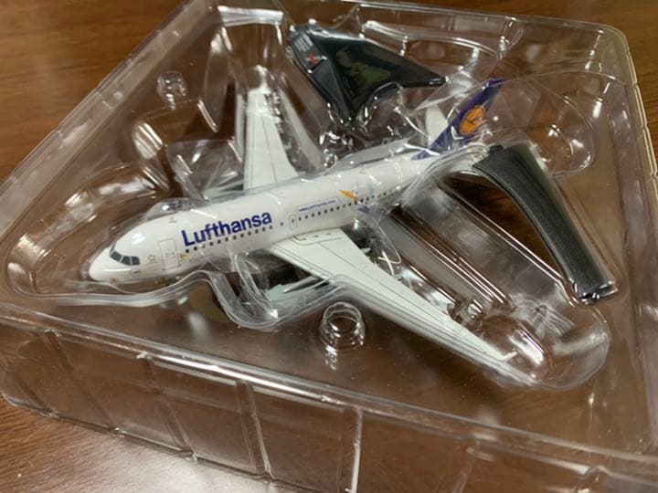 1/200 ルフトハンザ　A319-100 特別ペイント