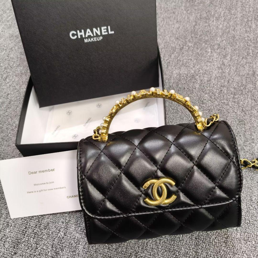 VIP限定 ノベルティ パールビジュハンドル型 ショルダーバッグ