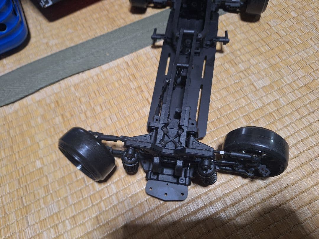 シャーシ