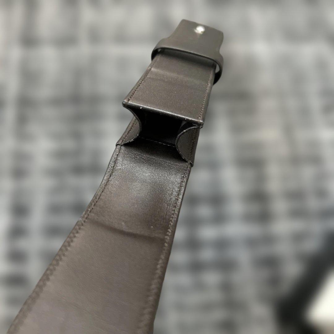MONT BLANC レザー 万年筆ケース 内箱外箱保証書付き　完全品￼！