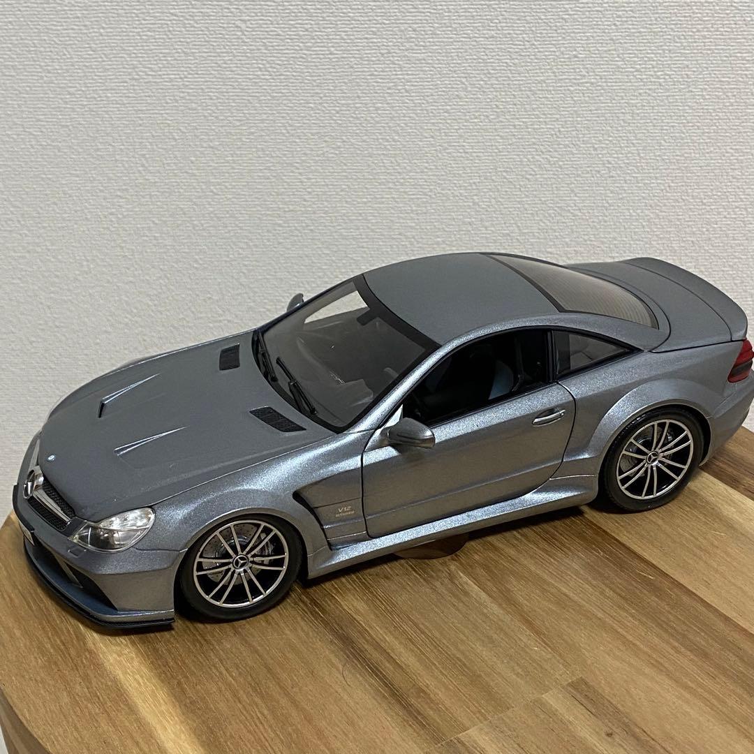 ミニカー 1/18 Mercedes Benz SL65 AMG Black Series