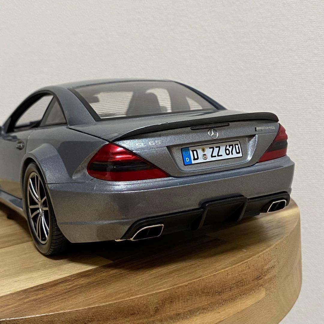 ミニカー 1/18 Mercedes Benz SL65 AMG Black Series