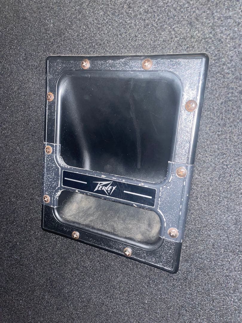 Peavey ベースキャビネット BX115-BW