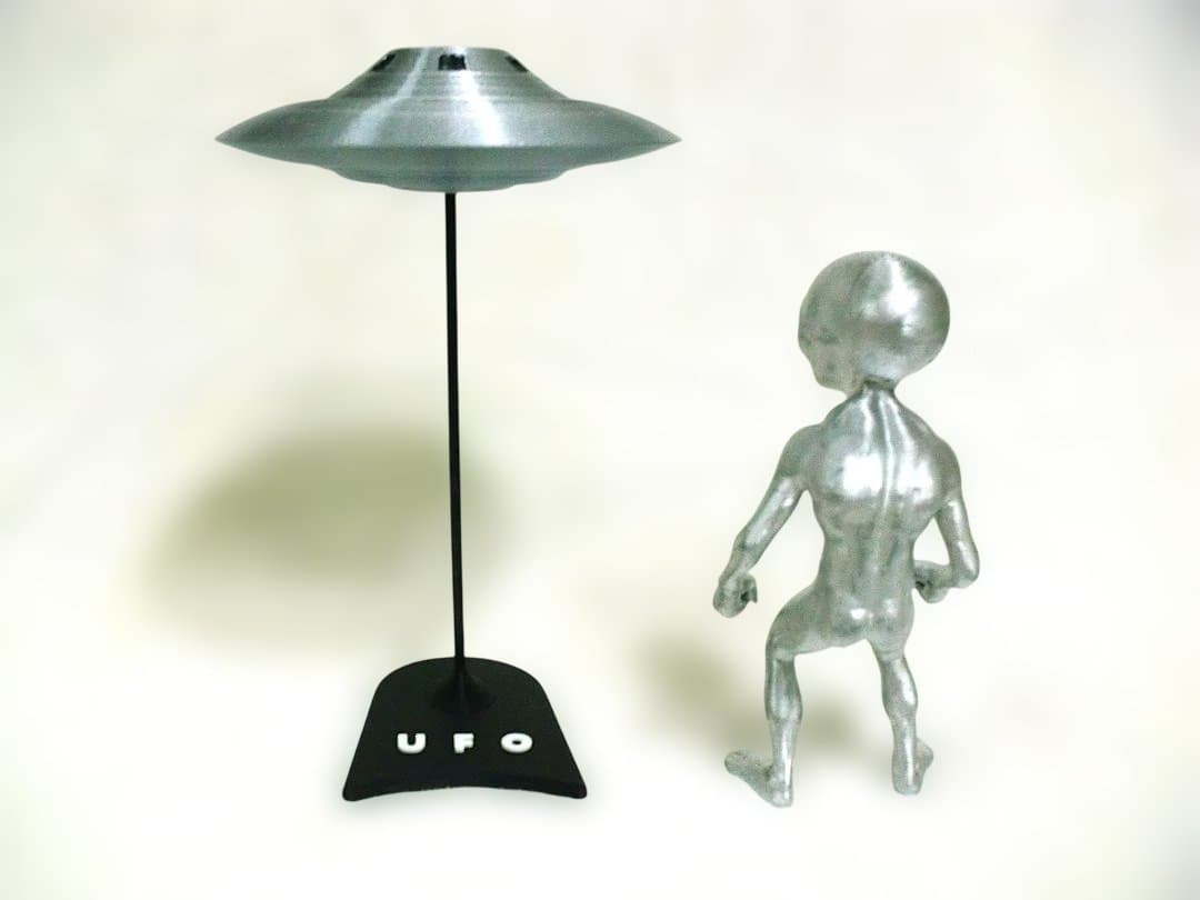 エリア５１UFOジオラマシリーズ火炎放射グレイフィギュアセット