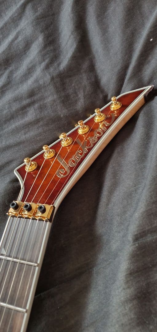 新品同様 Jackson Pro Plus Series Soloist