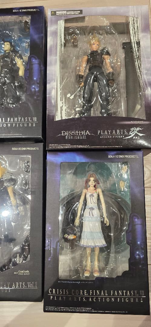 Crisis Core Final Fantasy VII フィギュアセット