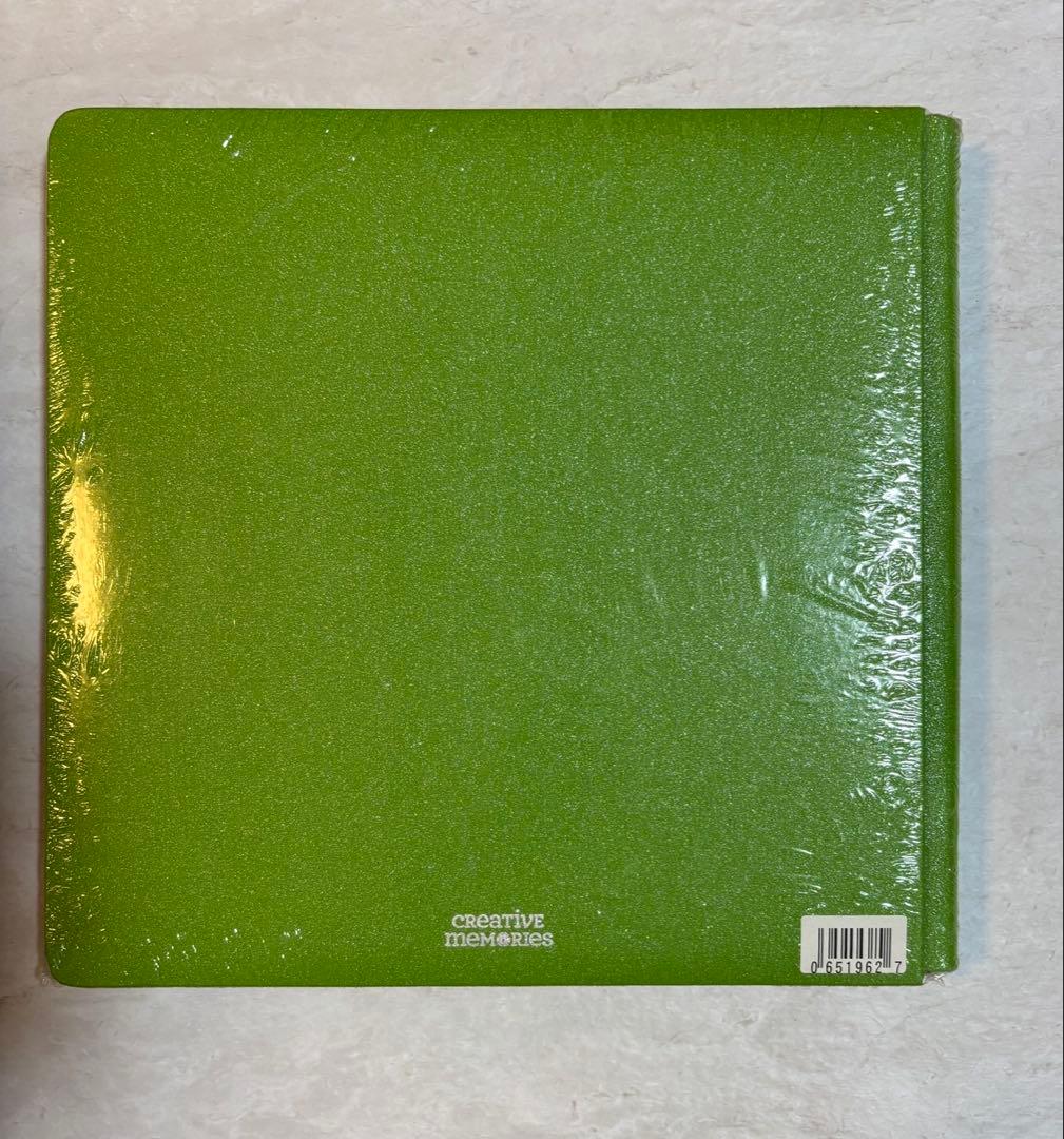 クリエイティブメモリーズ　12インチアルバムカバー3冊＋ナチュラル台紙2パック