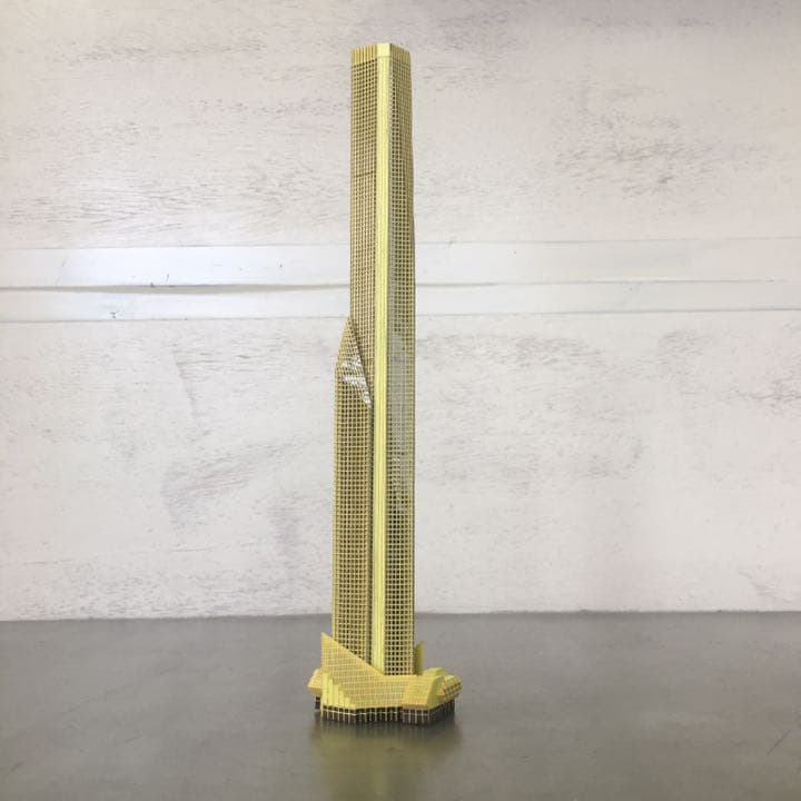 グラス・タワーのペーパーモデル(1/2000、無塗装、ガラス面は透明）