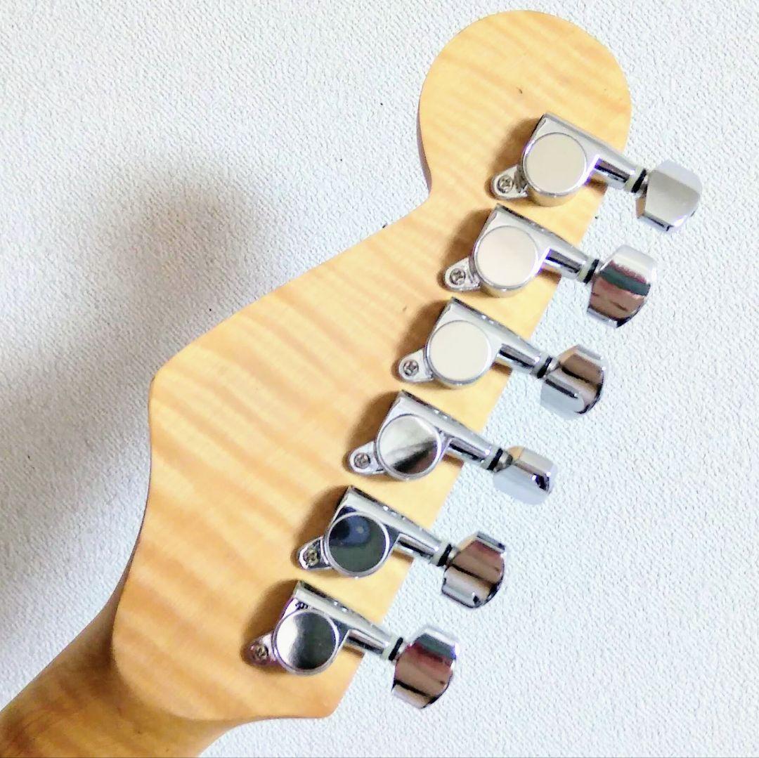 美品　Photo Genic　ストラトキャスタータイプ　エレキギター　メタリック