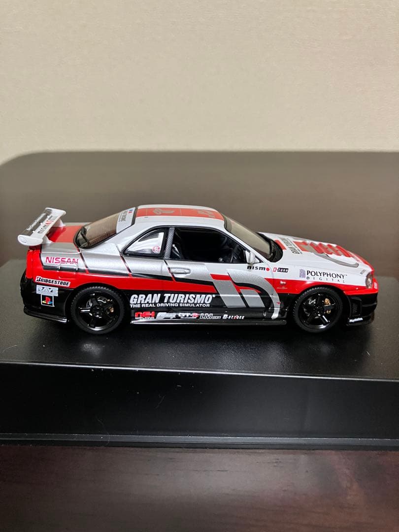 オートアート Gran Turismo Skyline GT-R (R34)