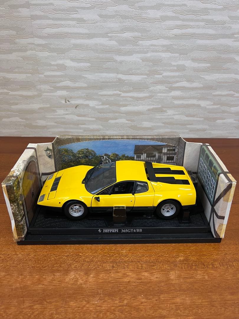 No167 ミニカー1/18 KYOSHO FERRARI 365 GT4 BB