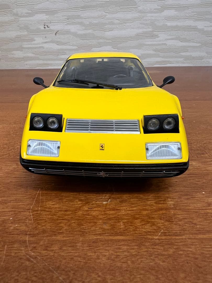 No167 ミニカー1/18 KYOSHO FERRARI 365 GT4 BB