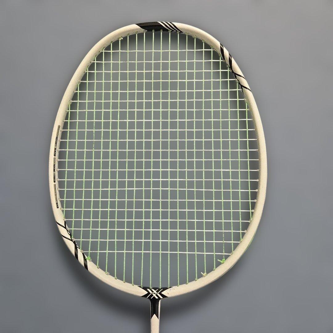 【美品】コンポジットテクノ LESMO LIGHT L5　バドミントンラケット
