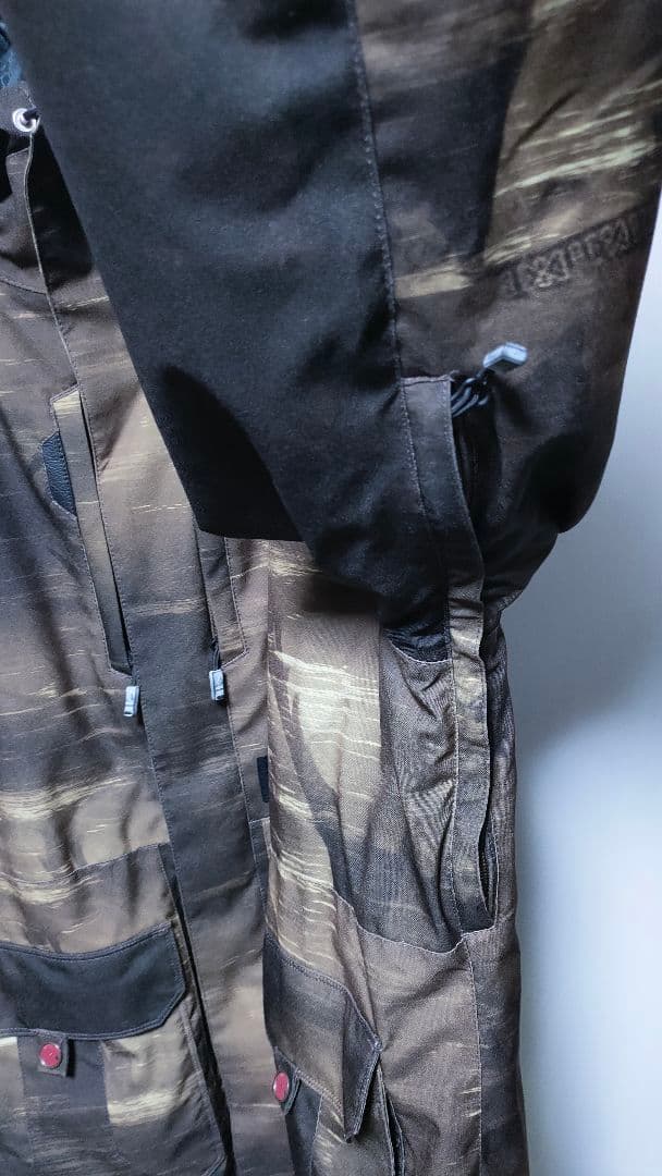 【ボルコム VOLCOM】スノーボードウェア 総柄 メンズL