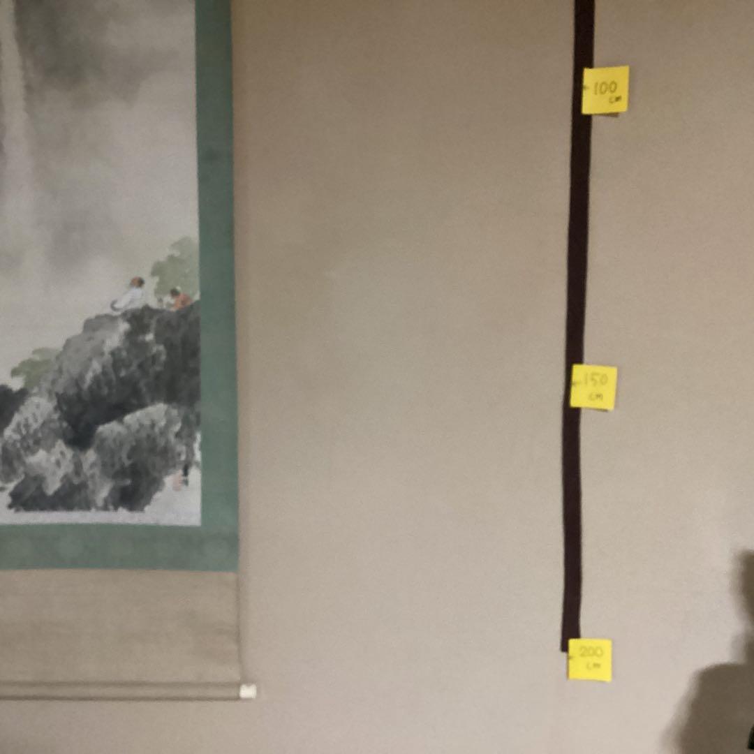 O-3. 観瀑之図　春輝　滝と山の水墨画 掛軸　年代物