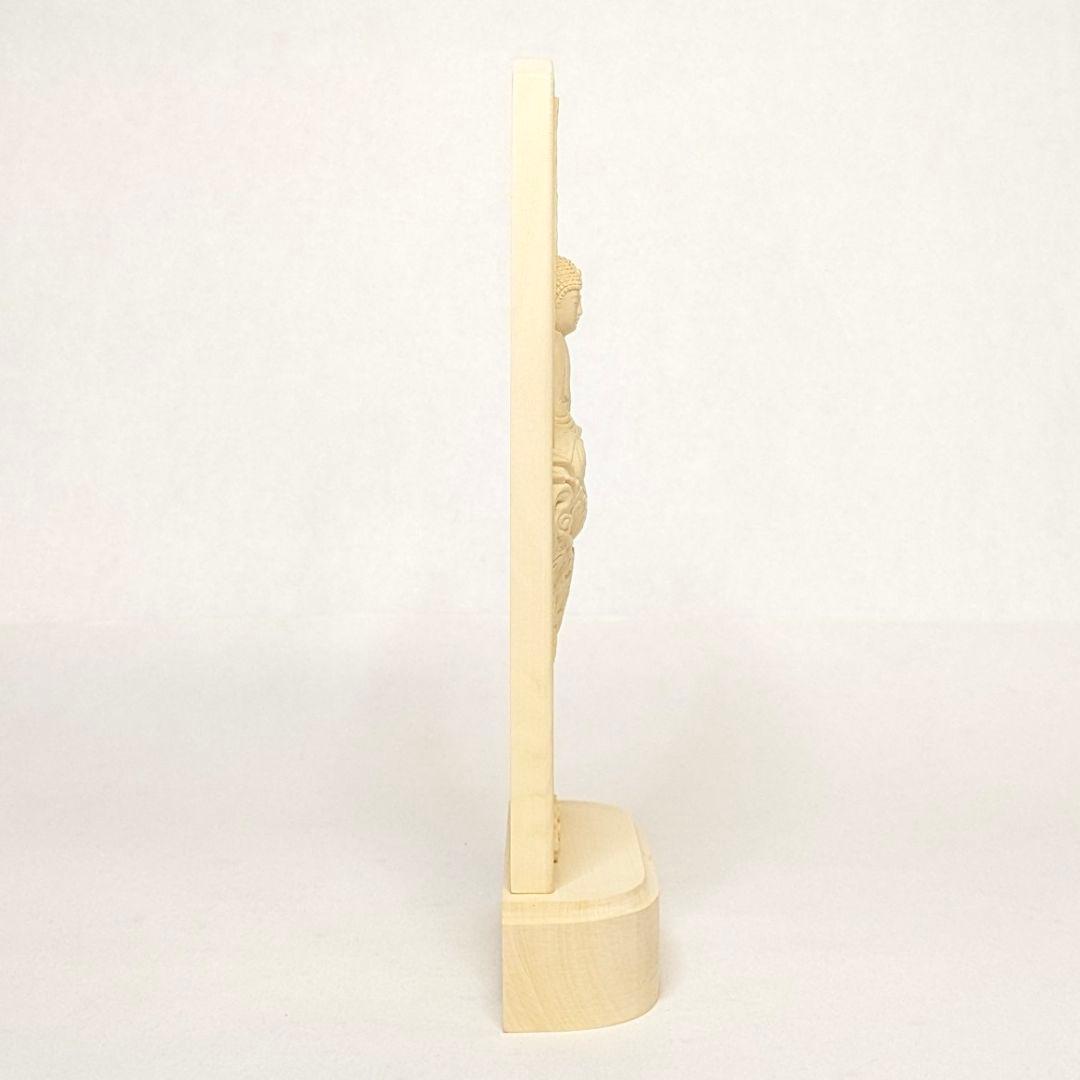 【フォロー割・新品】 釈迦座像　柘植　総高さ約20.5㎝　スタンドレリーフ