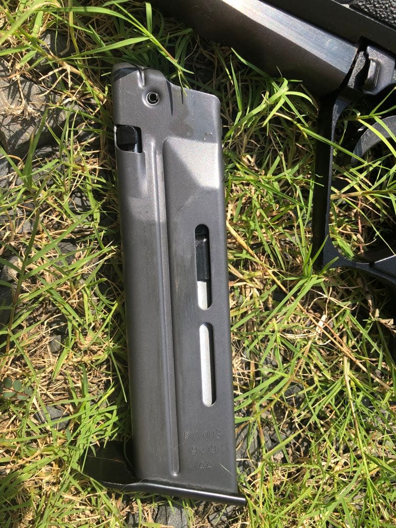 bibarin様用 MGC製ガスブローバックハンドガンP7A13 中古品
