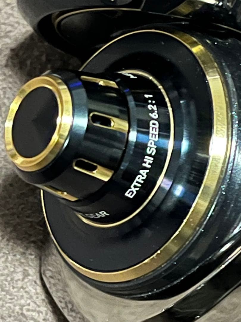 DAIWA 23 SALTIGA 4000-XH 使用数回5回美品
