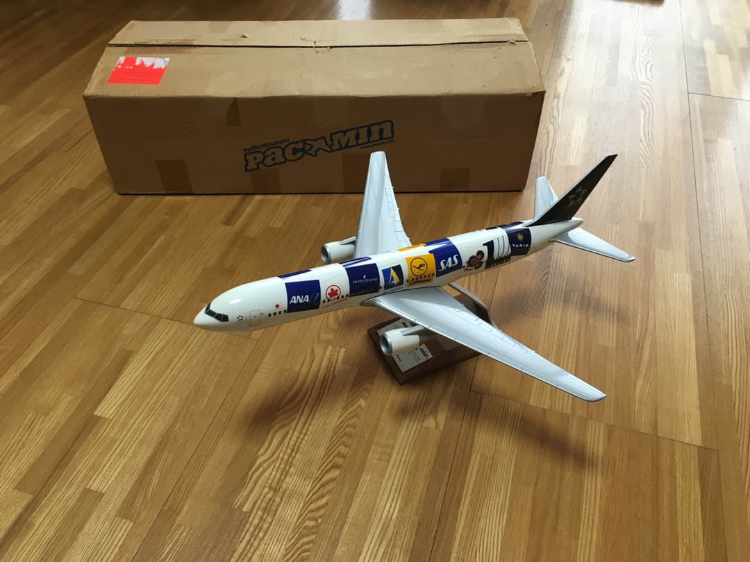 大型1/100超レア極美ANA全日空B767スターアライアンス高級パックミン
