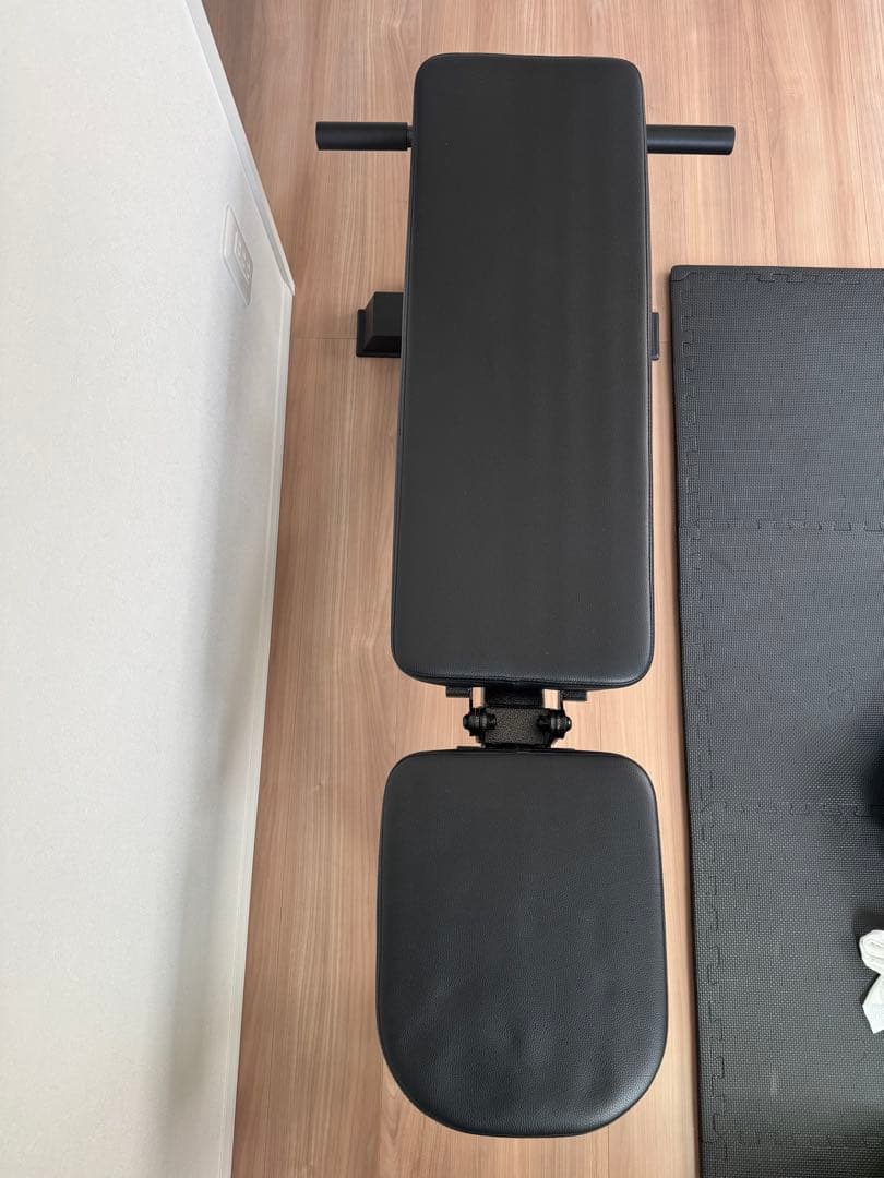 インクラインベンチ